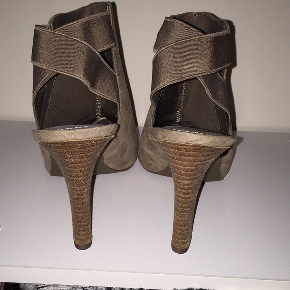 Booties - Picture 4 of 4